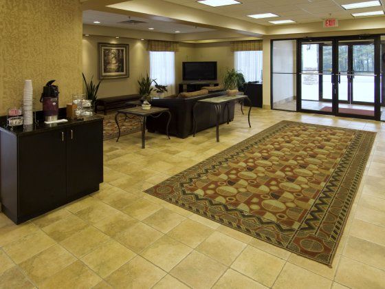 Hotel Baymont By Wyndham Cornelia Interior foto