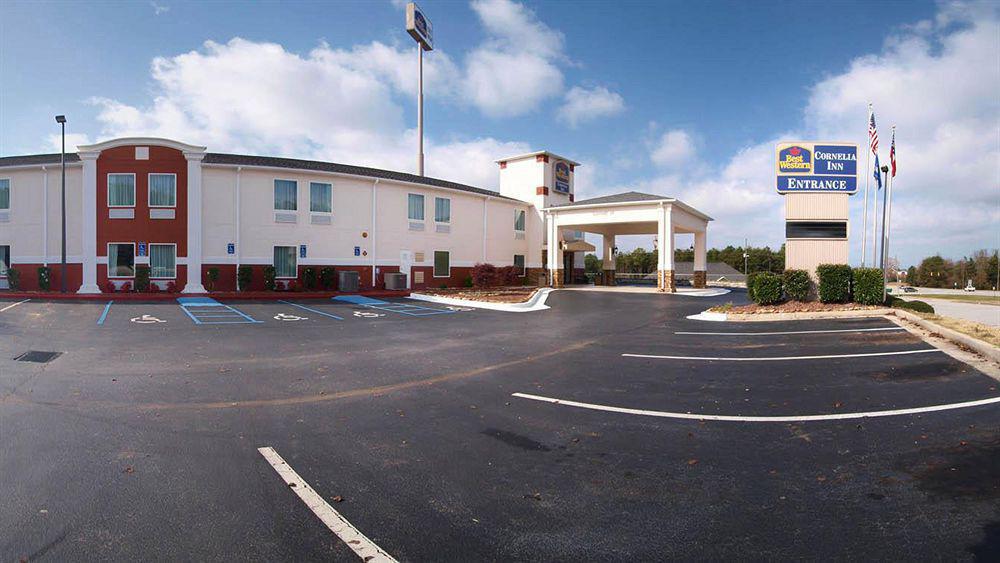 Hotel Baymont By Wyndham Cornelia Exterior foto